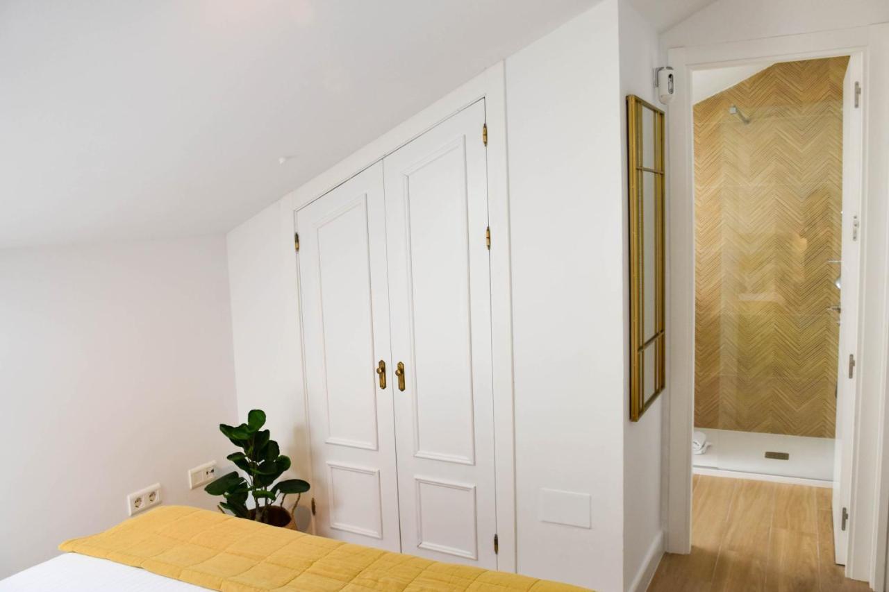 Holidays2Malaga Trinidad Renovated 1 Bedroom Penthouse Close To City Center Dış mekan fotoğraf
