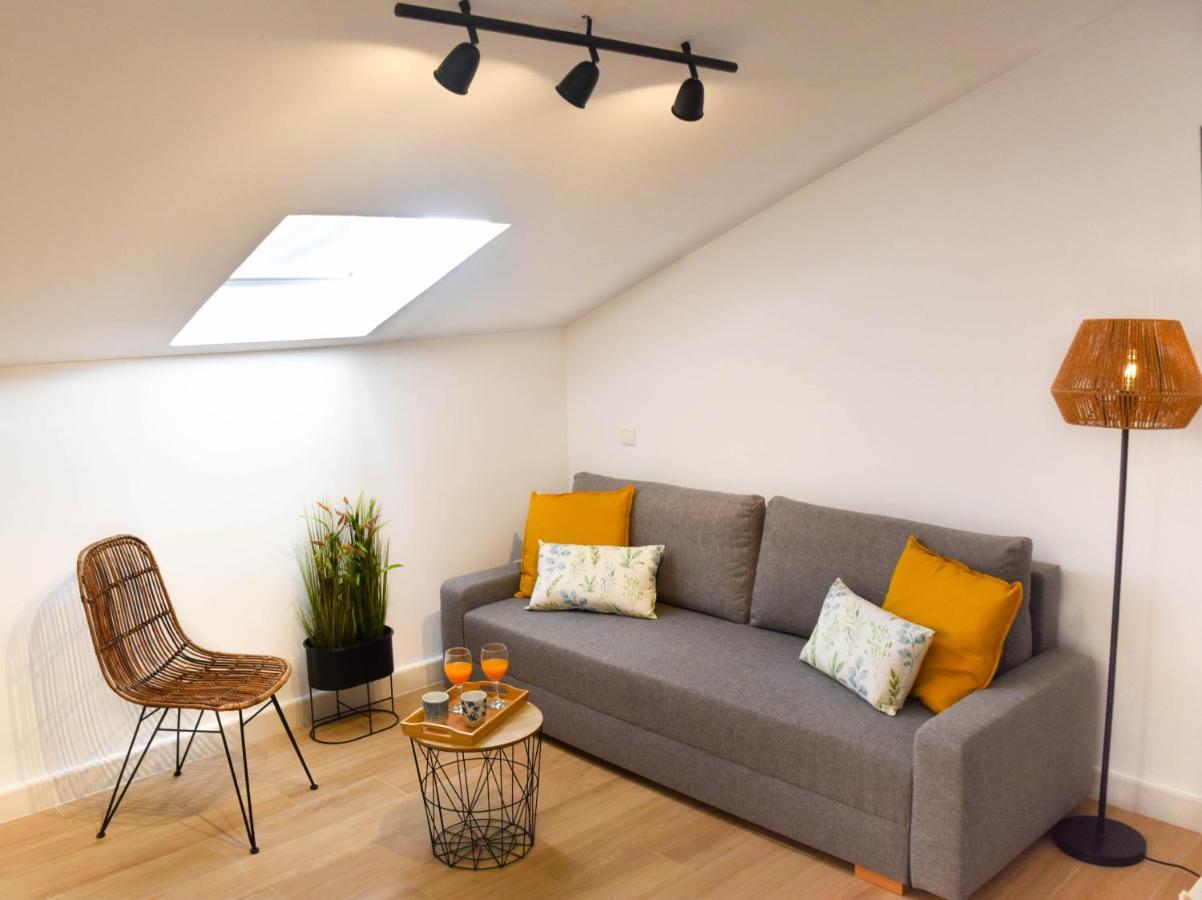 Holidays2Malaga Trinidad Renovated 1 Bedroom Penthouse Close To City Center Dış mekan fotoğraf