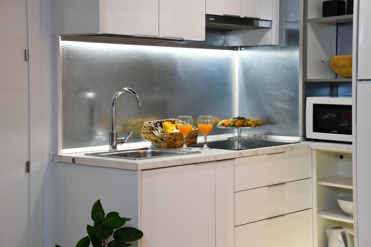 Holidays2Malaga Trinidad Renovated 1 Bedroom Penthouse Close To City Center Dış mekan fotoğraf